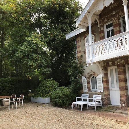 Les Graves Villa Villerville Eksteriør bilde
