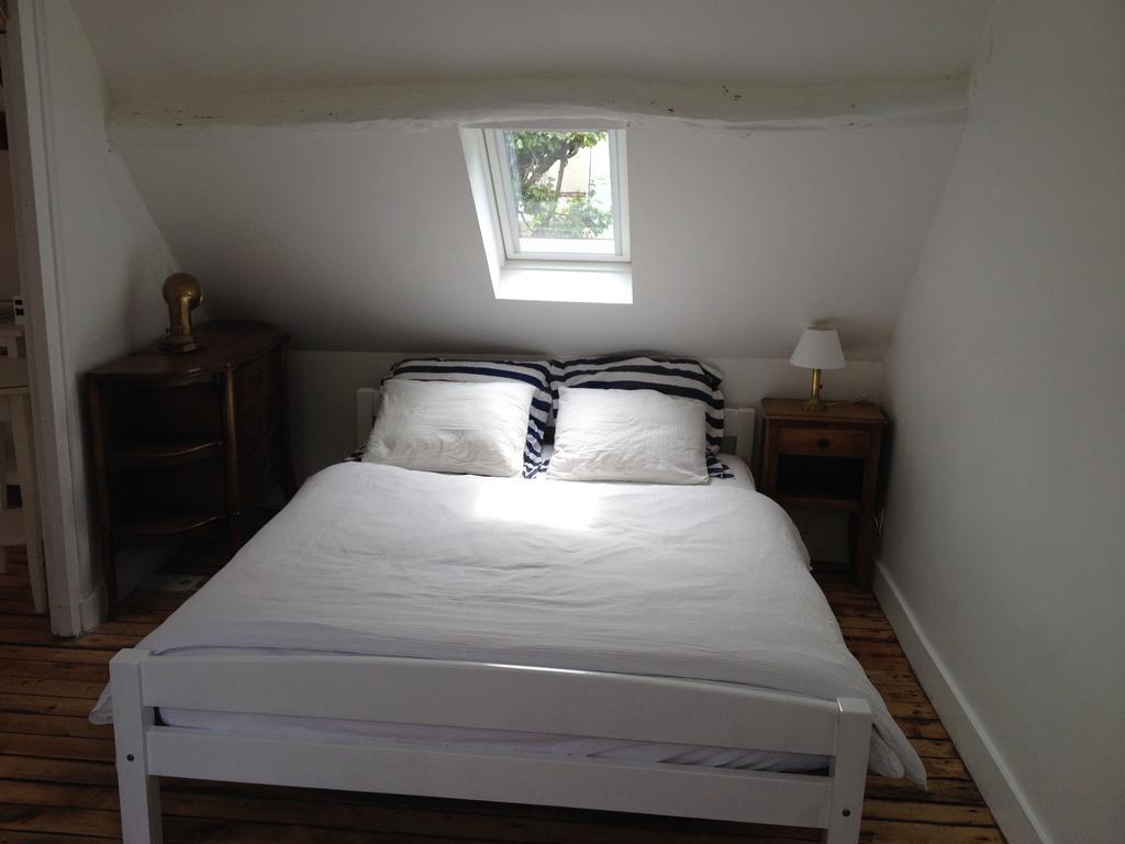 Les Graves Villa Villerville Rom bilde
