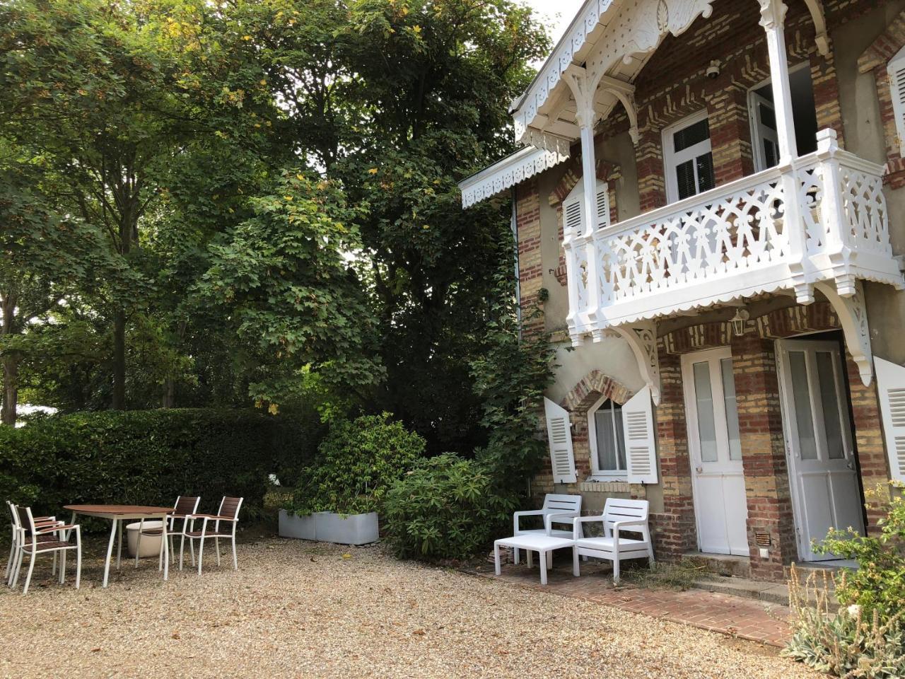 Les Graves Villa Villerville Eksteriør bilde